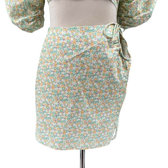 Another Girl Urban outfitters NWT Green Floral Cropped Puff Top & Mini Skirt Set - Picture 7 of 16